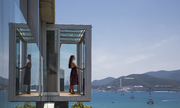 Biệt thự Nha Trang có ban công ẩn hiện tùy thích